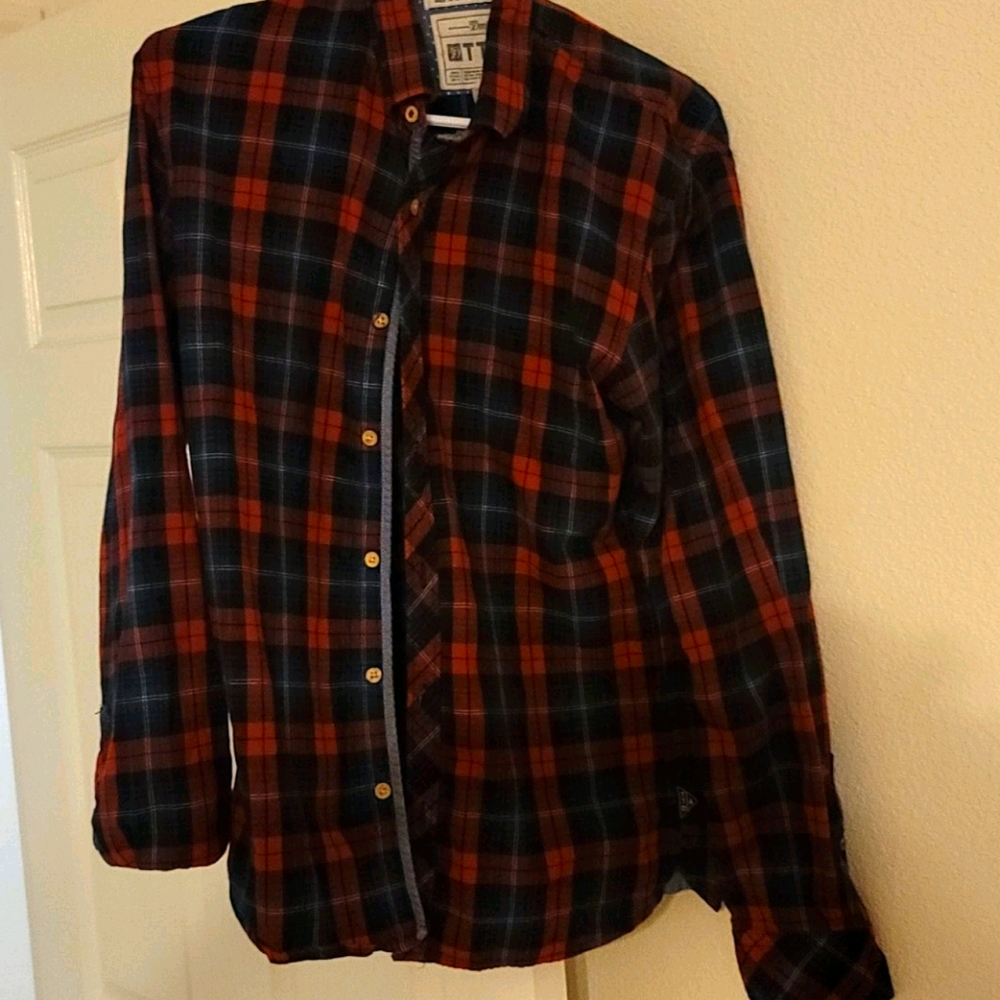 Long sleeve flannel button up